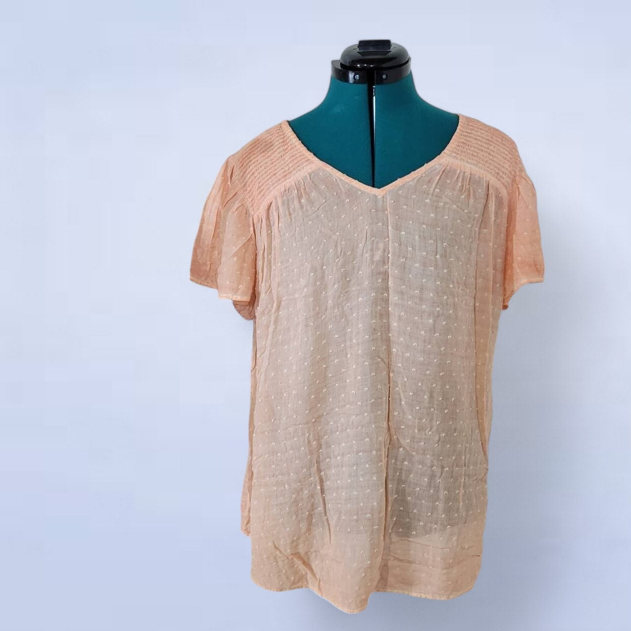 Torrid Peach Swiss Dot Smocked Top - Size Large