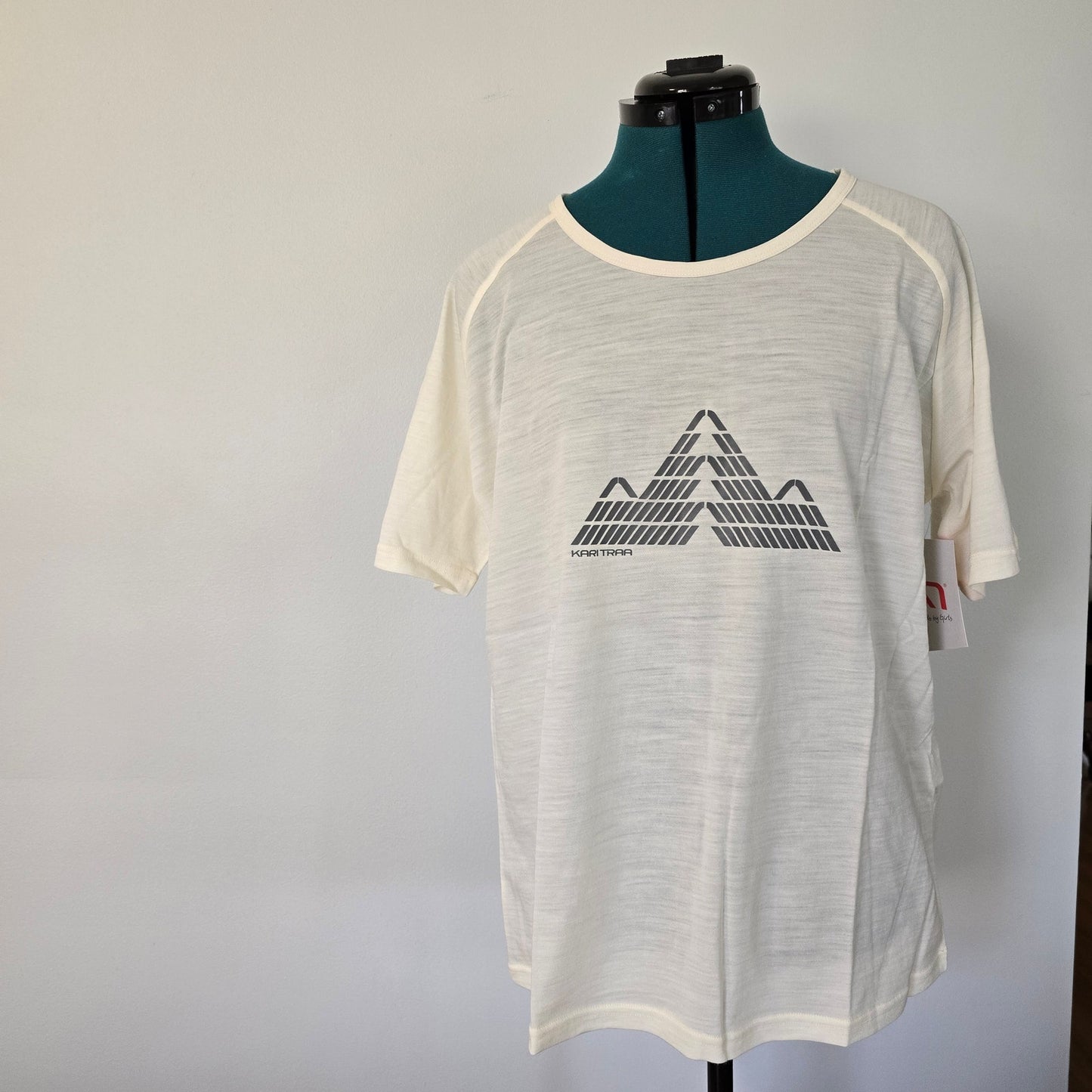 Kari Traa Ane Short Sleeve Tee - Size Extra Large