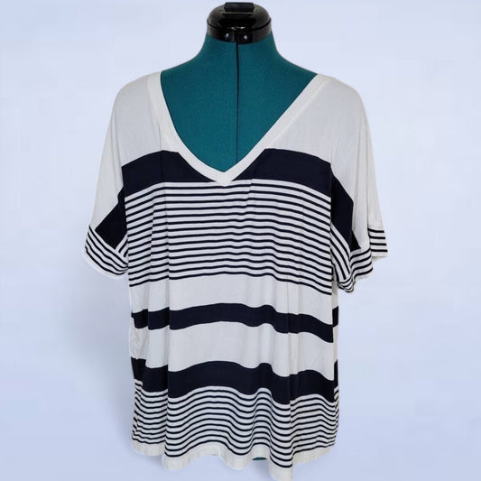 Cabi Sailor Nautical Navy White French Stripe Sailor Dolman V-Neck Tee - Medium