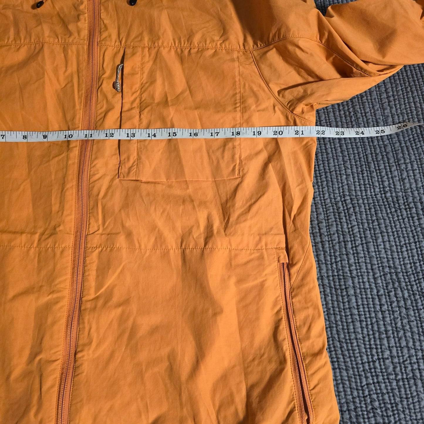 Fjällräven High Coast Wind Jacket in Spicy Orange - Size Large