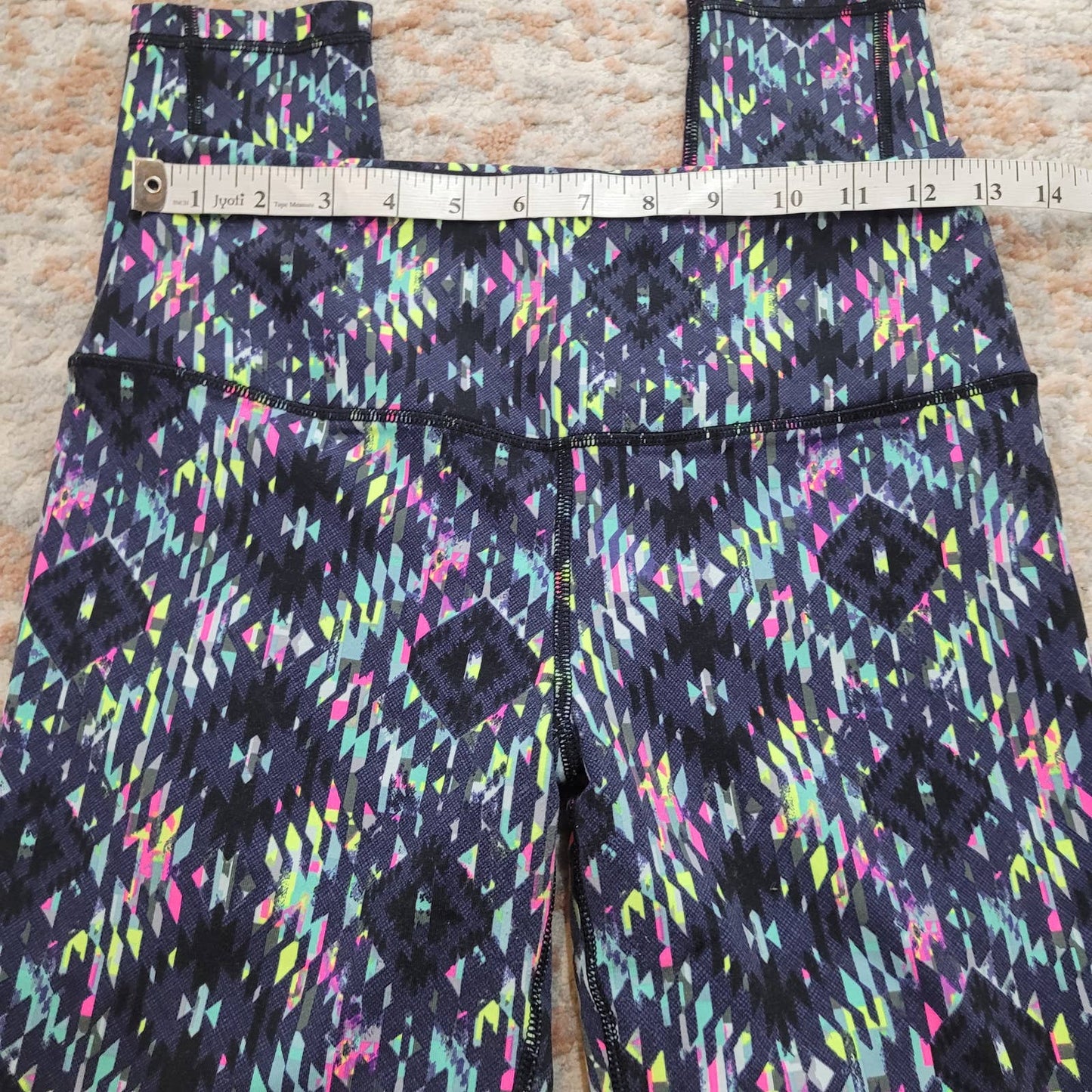 Knockout by Victoria’s Secret Sport Leggings VSX Ikat Abstract - Size Small