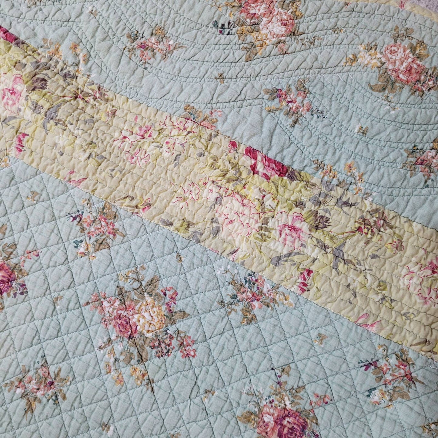 Vintage Cottagecore Lover's Dream Floral Quilt