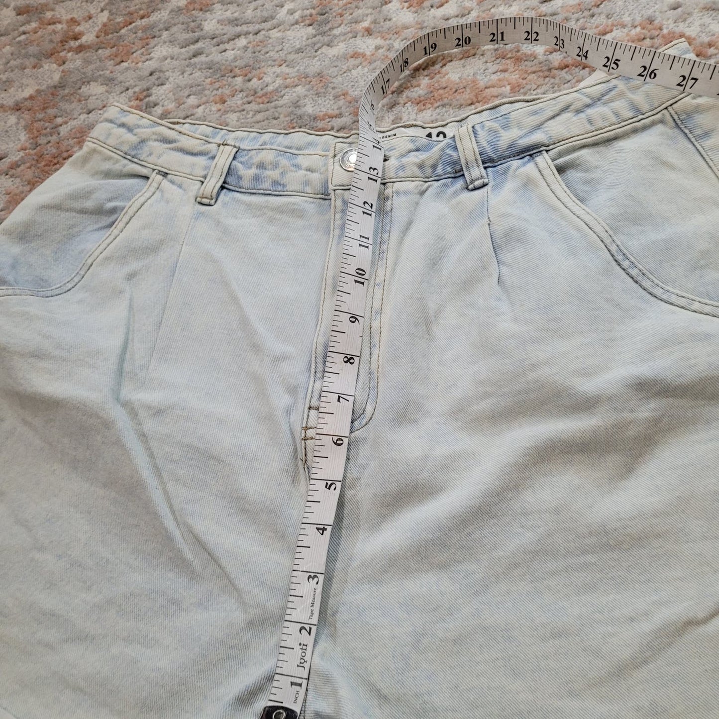 Refuge Denim Bleached MOM Jeans - Size 13