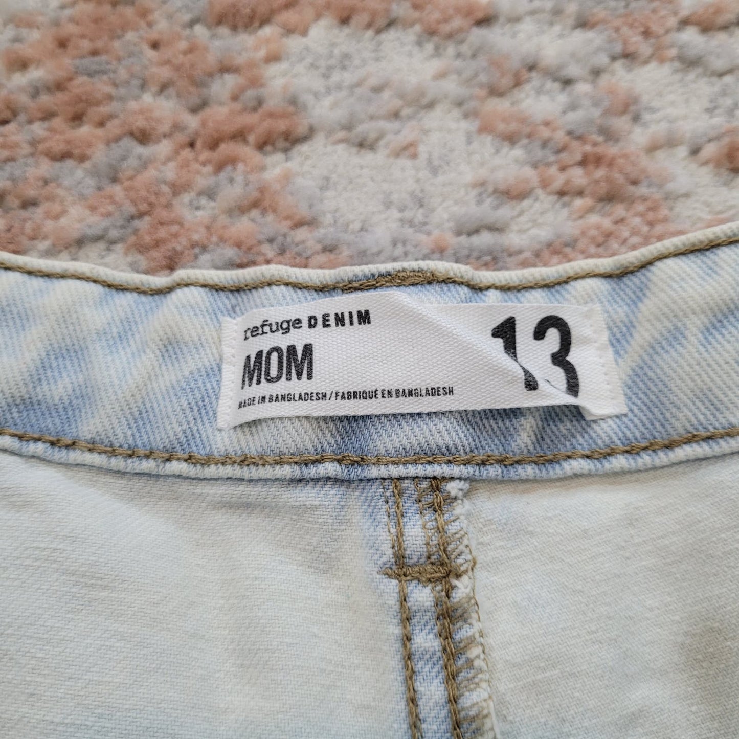 Refuge Denim Bleached MOM Jeans - Size 13