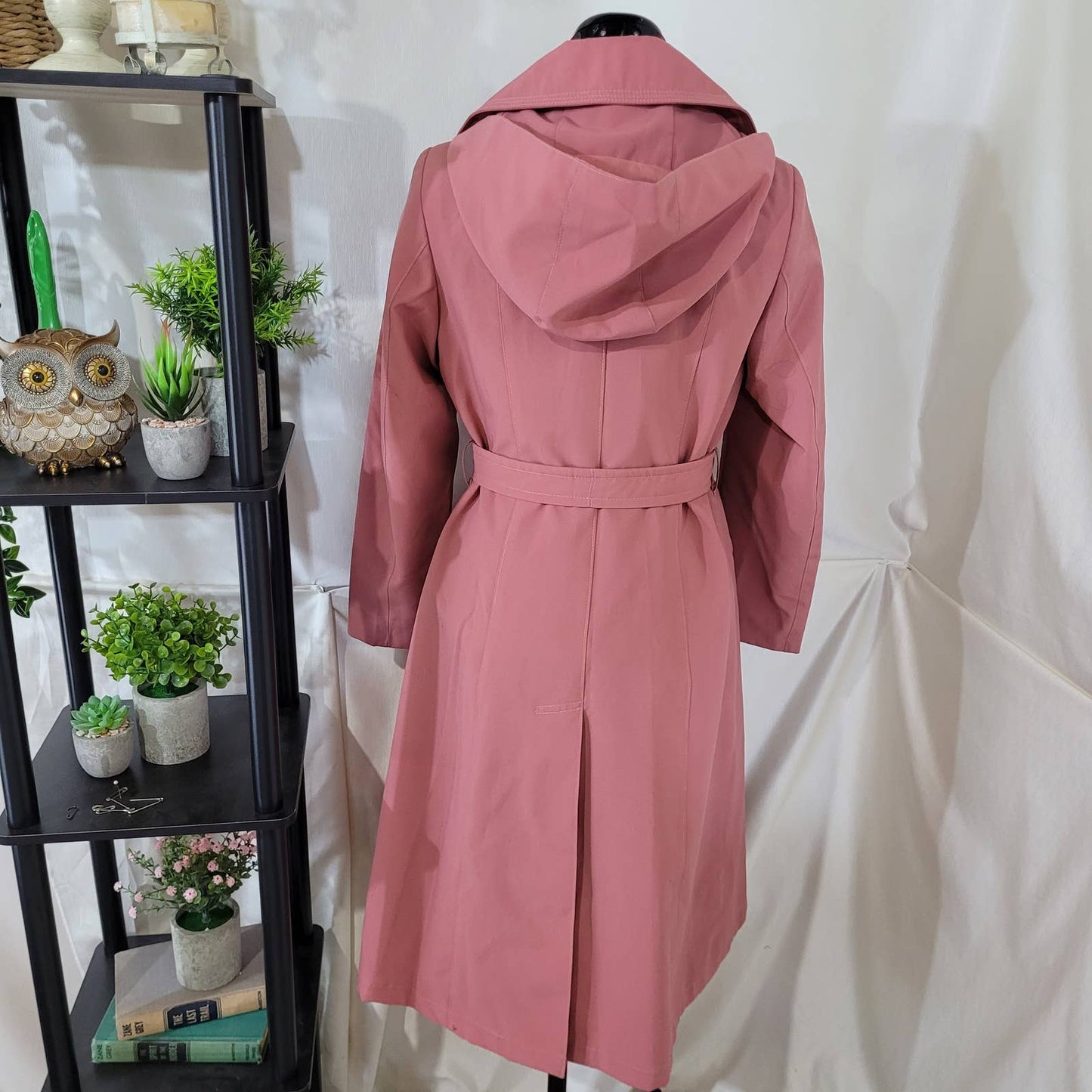 Vintage 1960s 1070s Betty Barclay Pink Trench Coat with Removable Hood - Medium