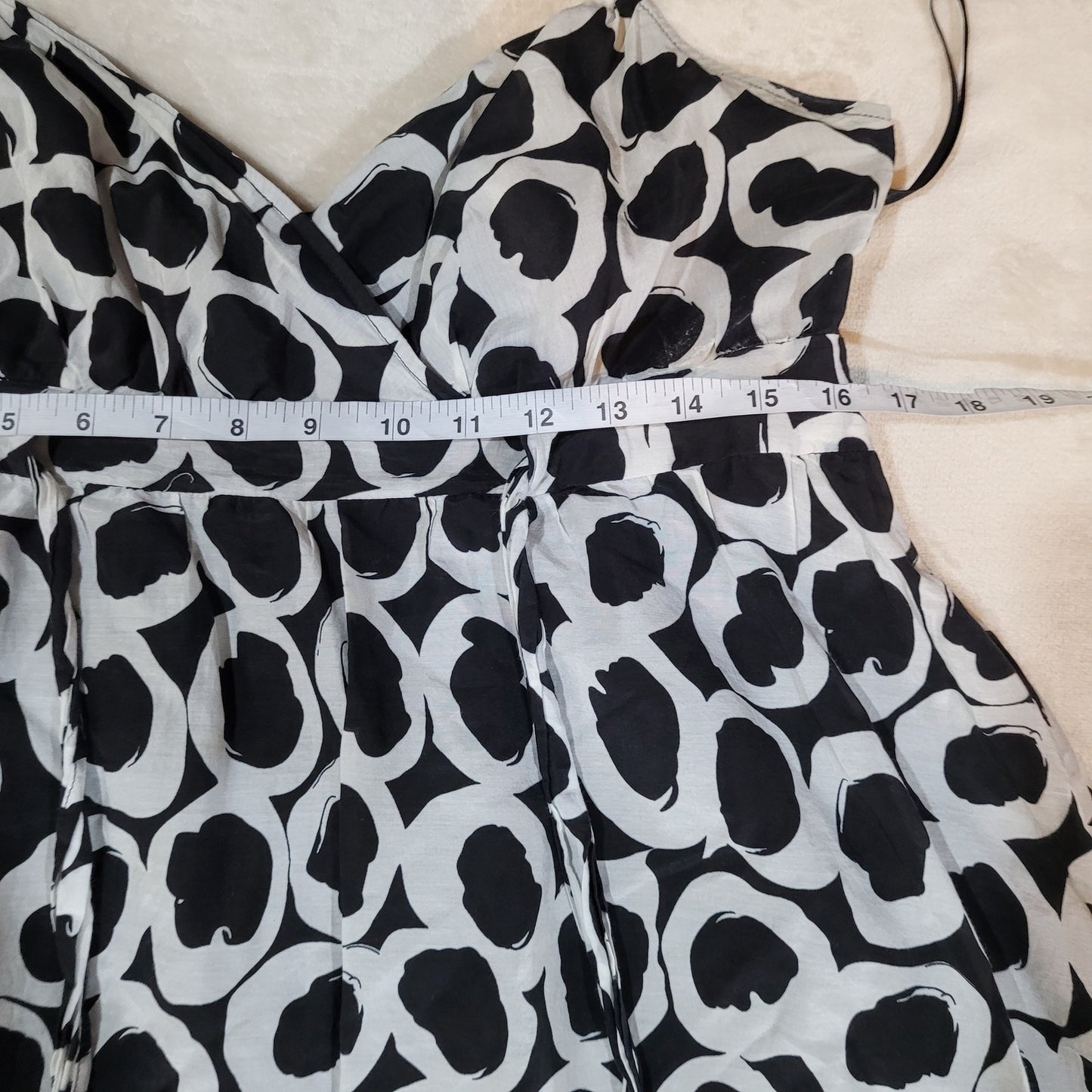 Jacob Black and White Dress Silk Blend Dress - Size 11 / 12