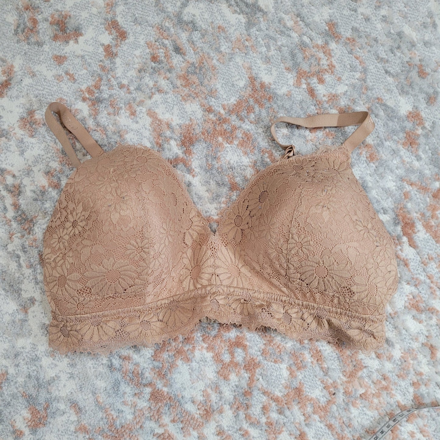 Aerie Beige Lace Wire Free Bra - Size 38DD