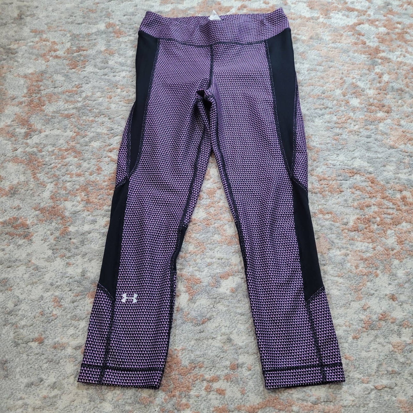 UNDER ARMOUR HeatGear Armour Printed Capri - Size Small