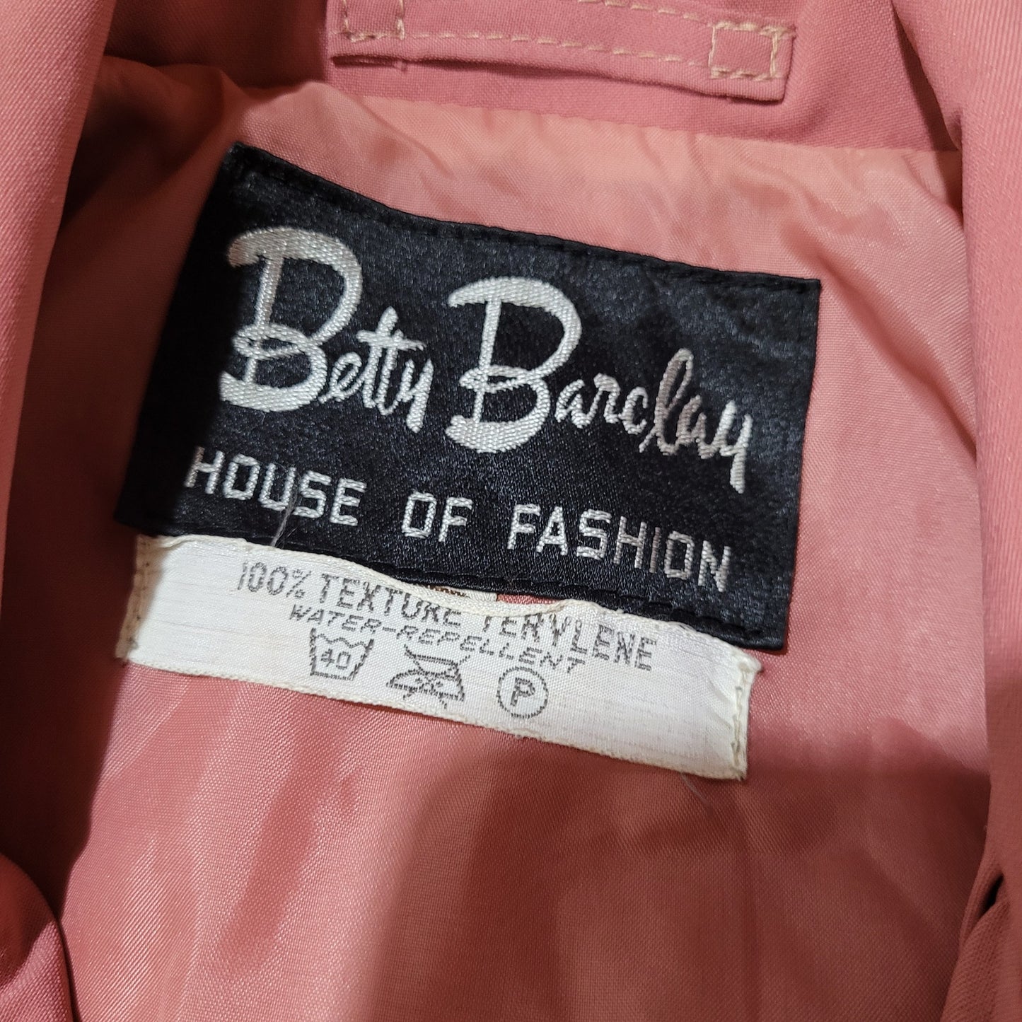 Vintage 1960s 1070s Betty Barclay Pink Trench Coat with Removable Hood - Medium