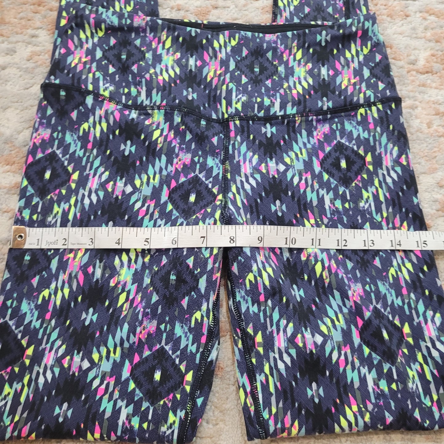 Knockout by Victoria’s Secret Sport Leggings VSX Ikat Abstract - Size Small