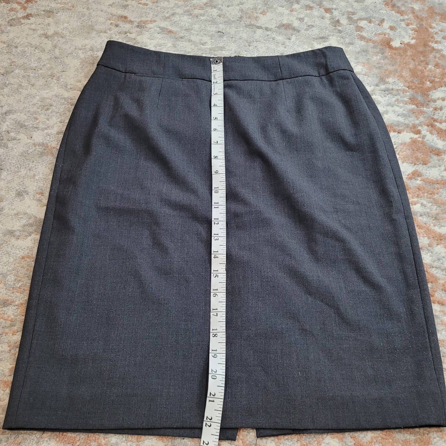 Calvin Klein Gray Pencil Skirt - Size 8