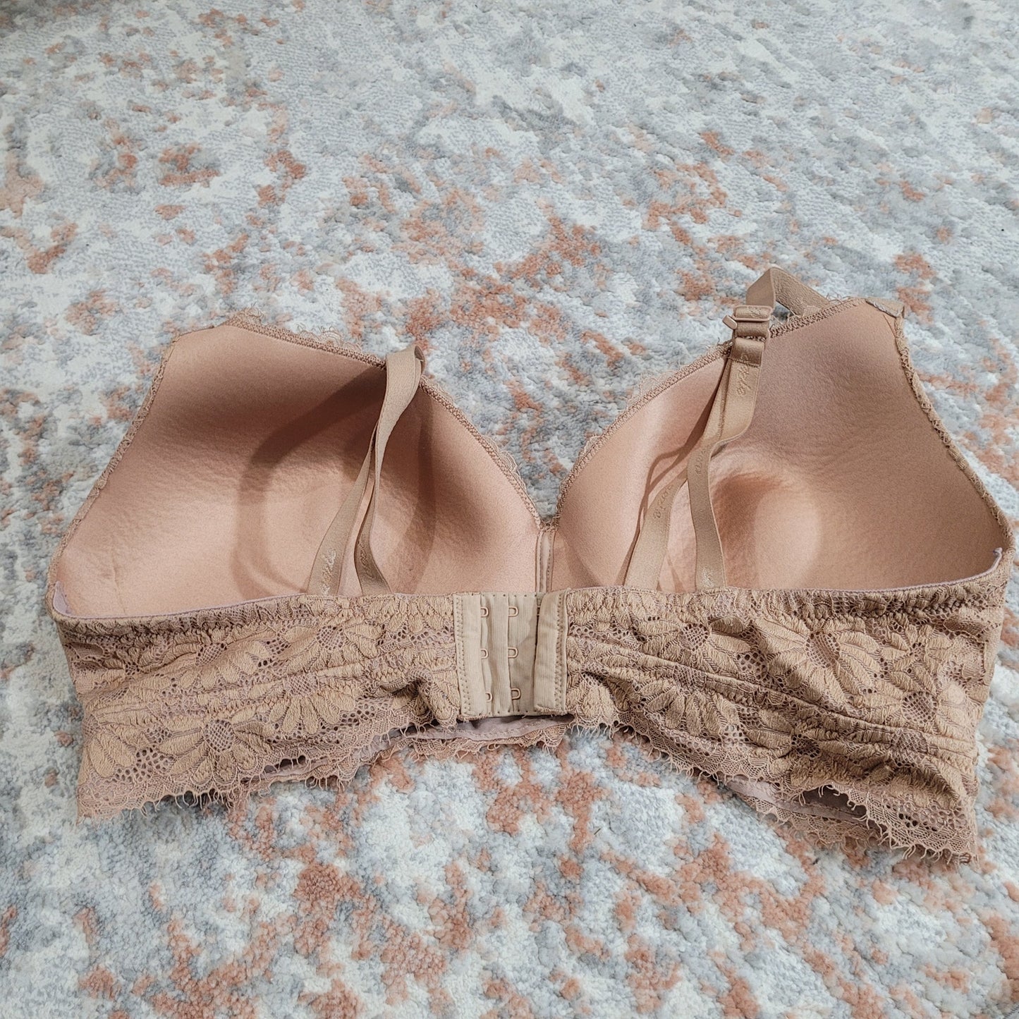 Aerie Beige Lace Wire Free Bra - Size 38DD