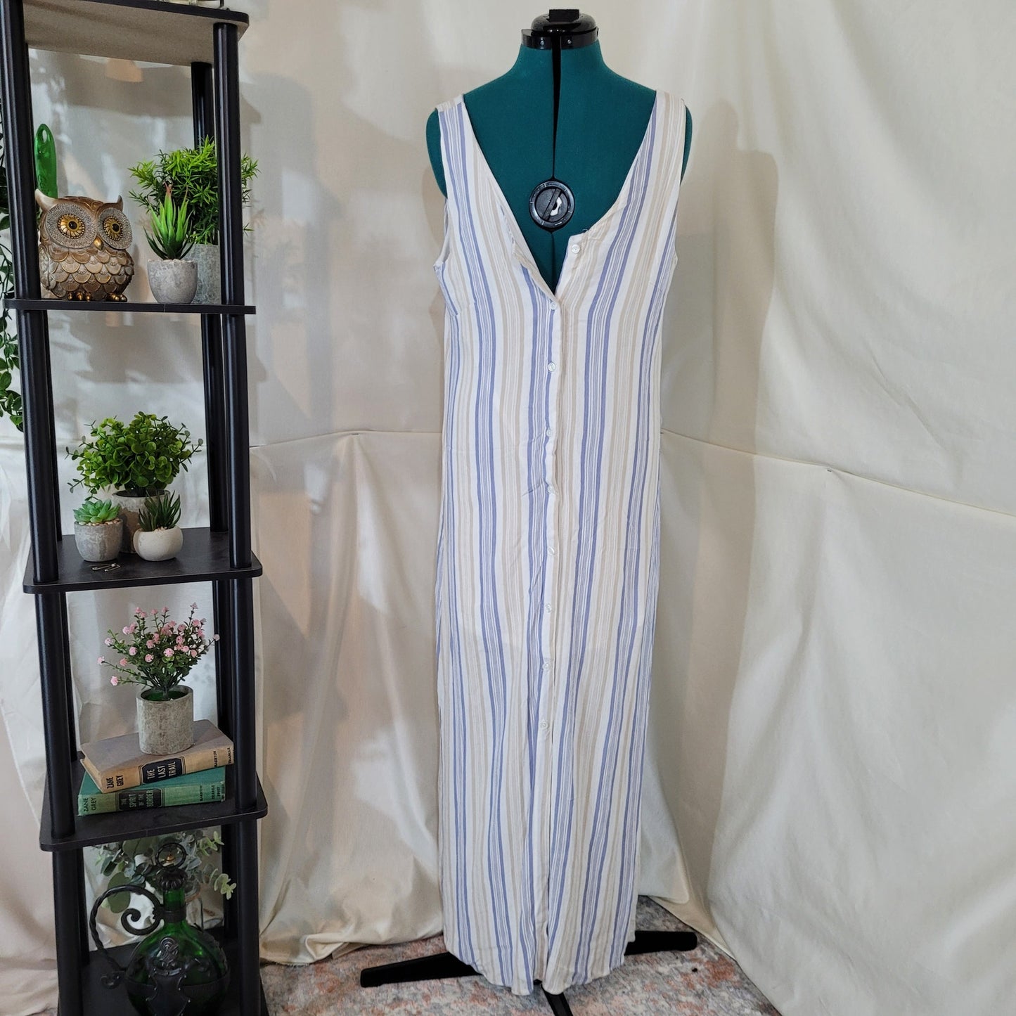 Sadie & Sage Danna Striped Maxi Dress - Size Medium