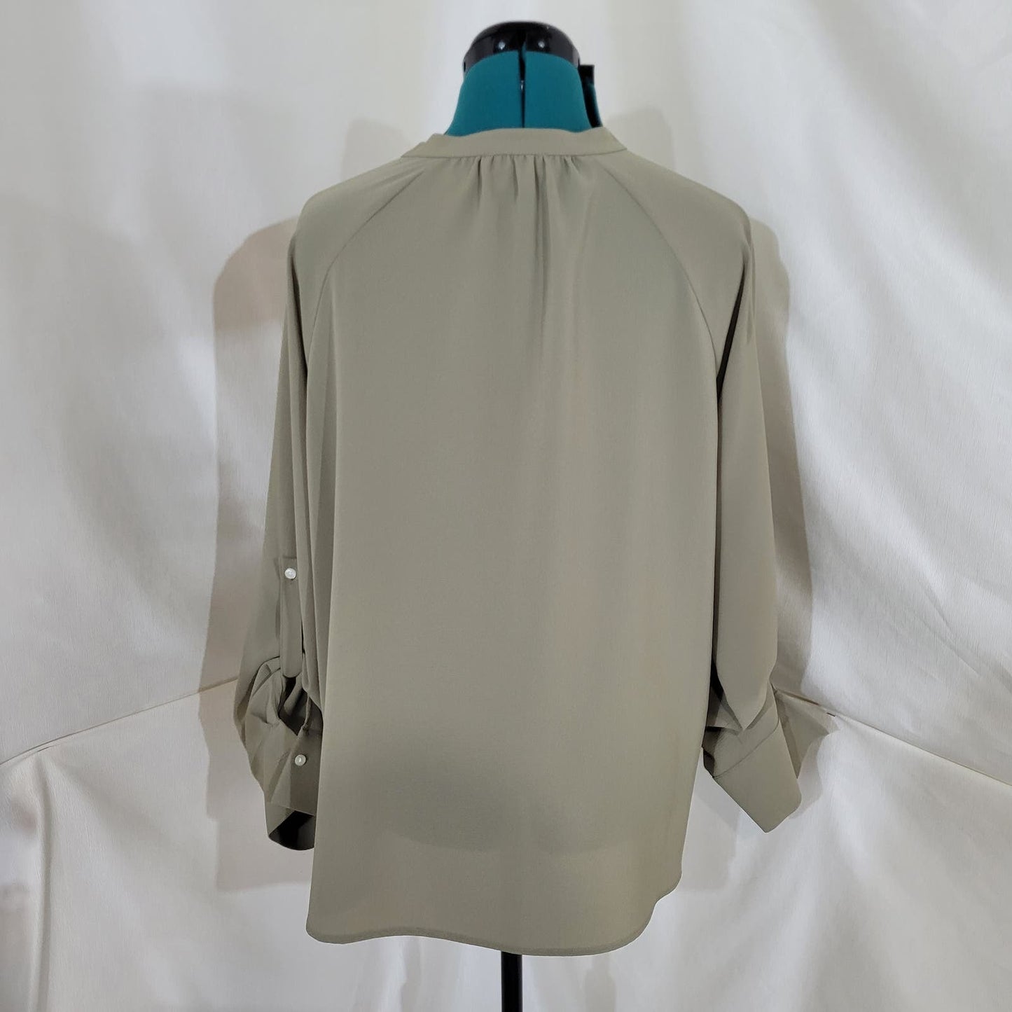 Lord & Taylor Crepe 3/4 Blouse - Size Large