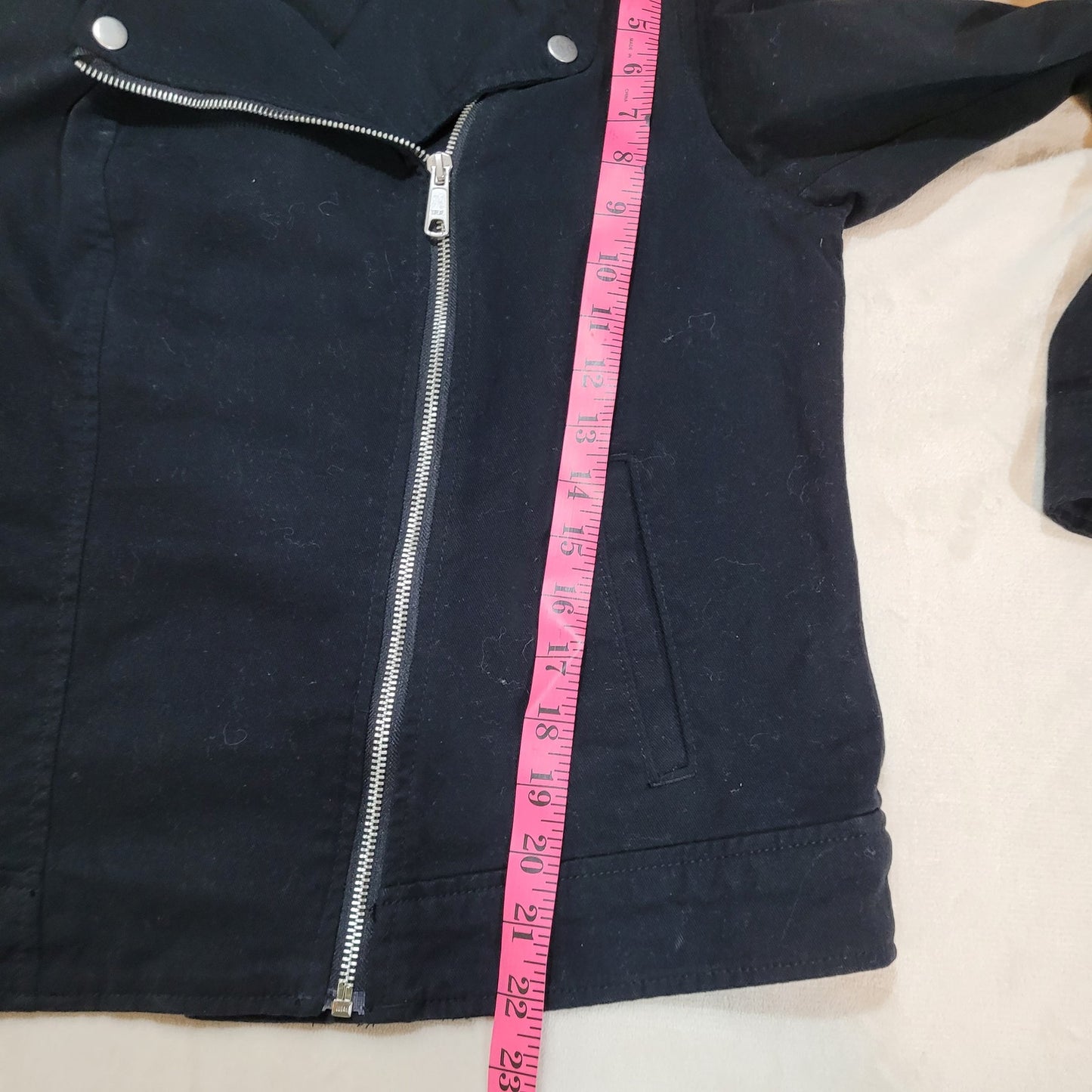 Old Navy Soft Black Denim Jacket - Size Medium