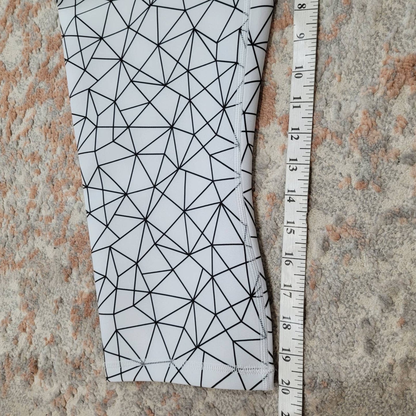 Karma Shattered Glass White Kyla Crop Leggings - Size Large