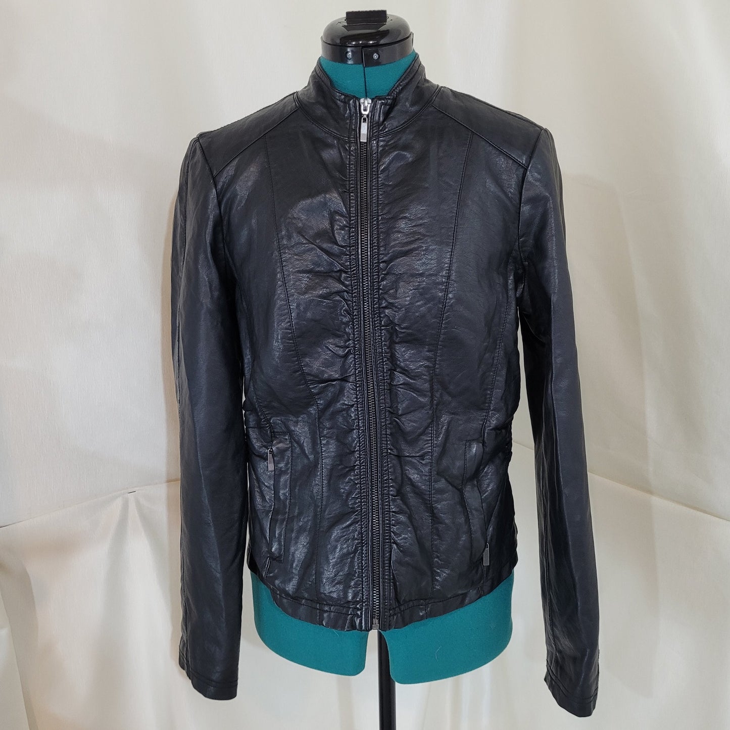 Le Chateau Black Faux Leather Jacket - Size Medium