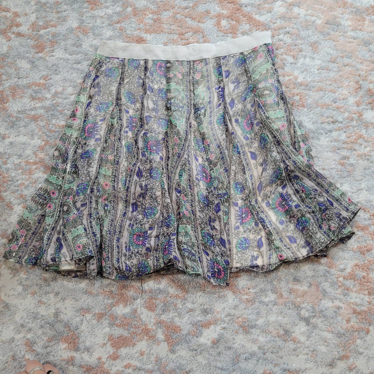 American Eagle Outfitters Pleated Paisley Mini Skirt with Gold Shimmer - Size 2