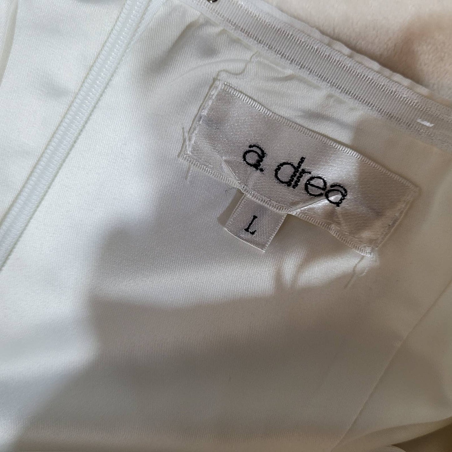 A. Drea White Cocktail Dress - Size LargeMarkita's Closeta. drea