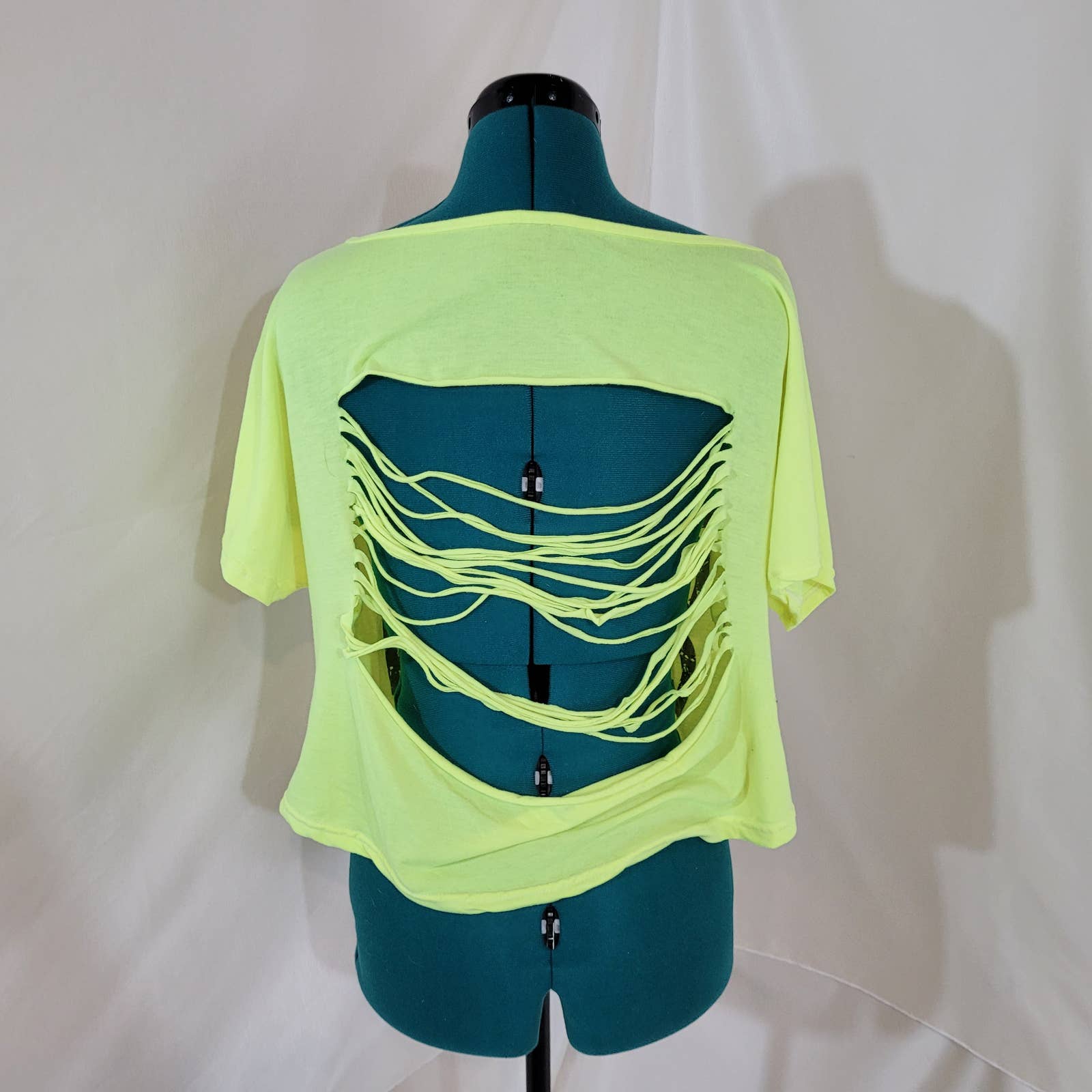 By the Sea Neon Yellow T-Shirt Cancun Cancun Cancun - Size Extra LargeMarkita's ClosetBy the Sea