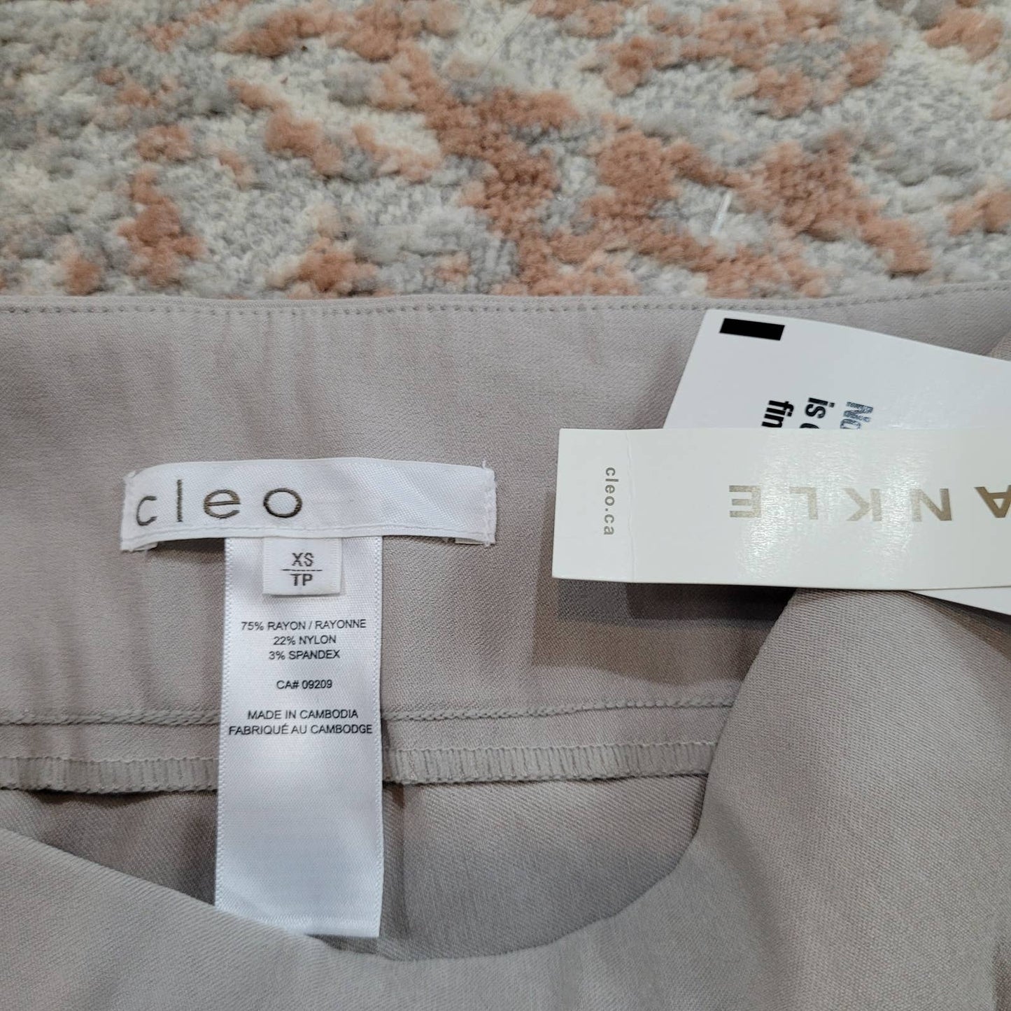 Cleo Ankle Pants with Rhinestone Accents - Size Extra SmallMarkita's ClosetCleo