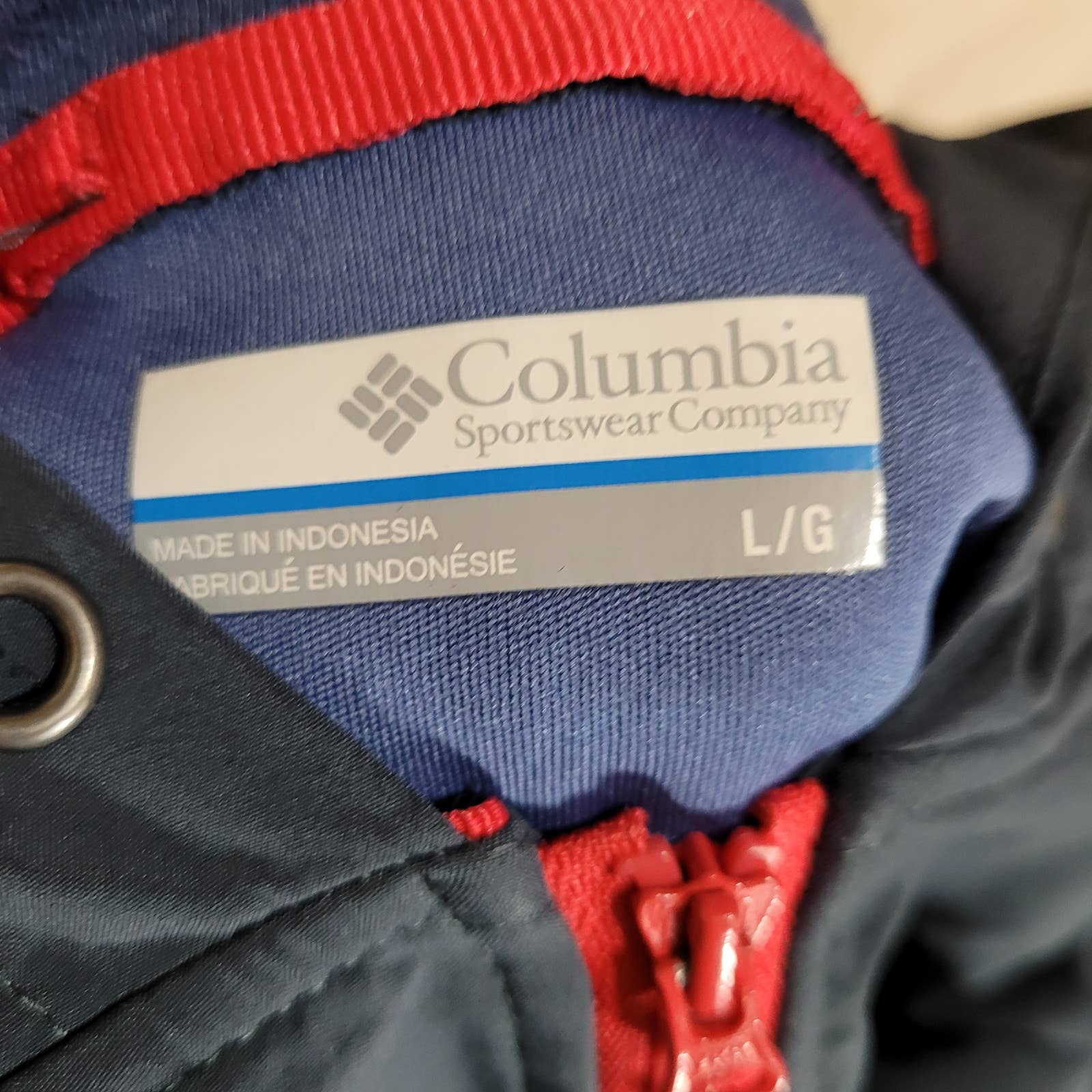Columbia Blue Zip Up Hoody Sweater - Size LargeMarkita's ClosetColumbia