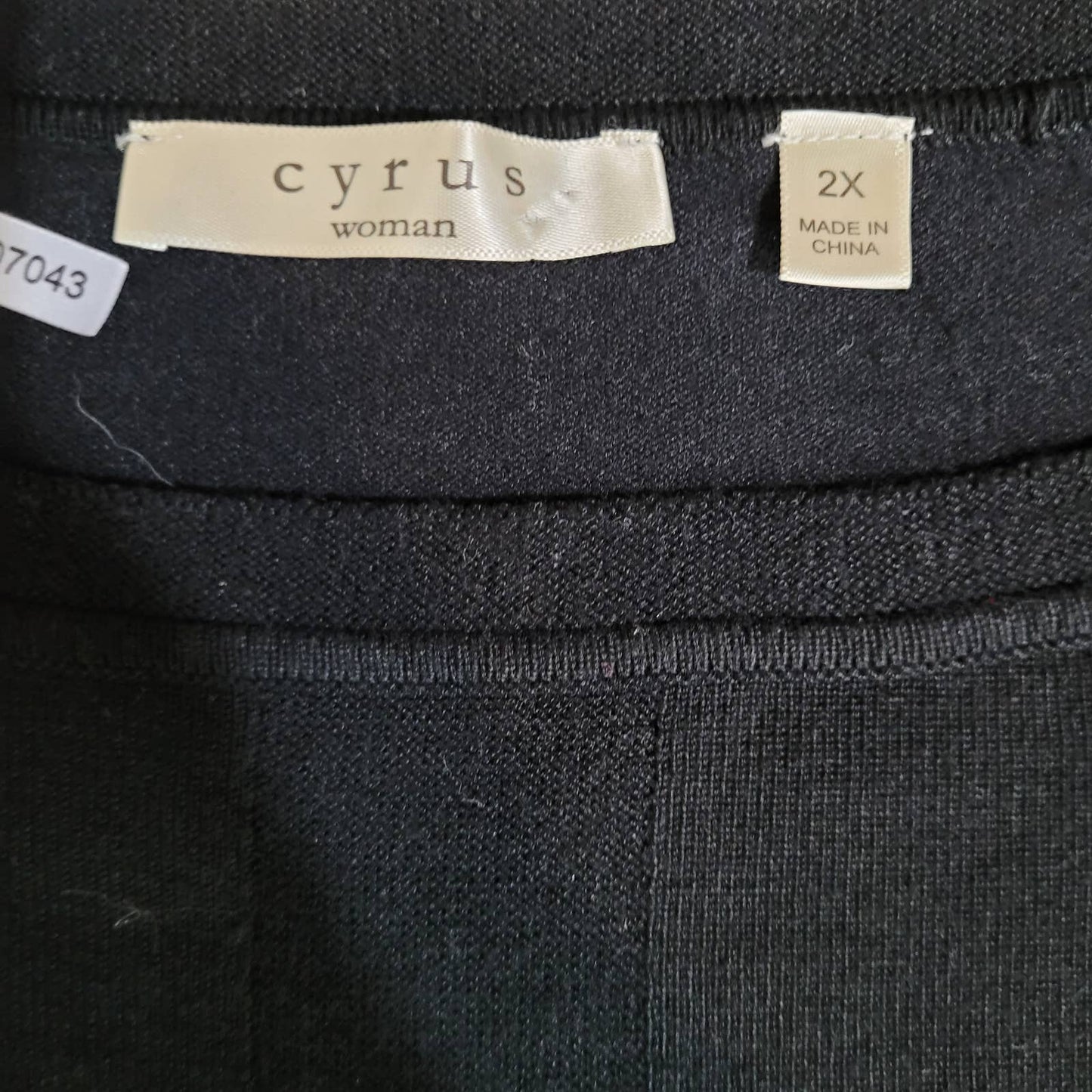 Cyrus Woman Black Long Sleeve Blouse with Crocheted Trim - Size 2XMarkita's ClosetCyrus