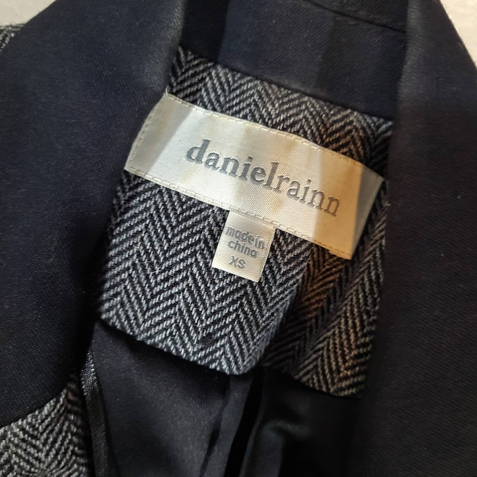 Daniel Rainn Gray and Black Colorblock Blazer - Size Extra SmallMarkita's ClosetDaniel Rainn