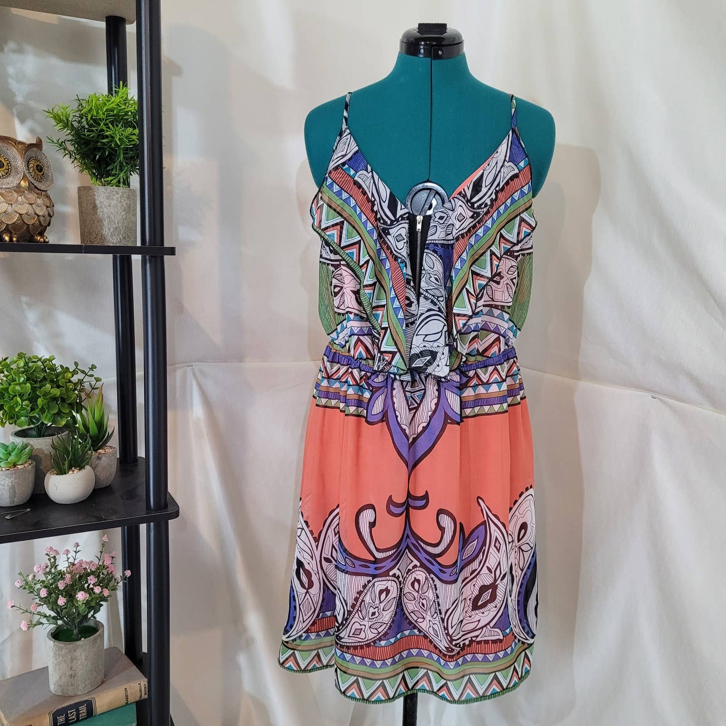 Dex Vibrant Orange Ruffle Geometric Print Dress - Size LargeMarkita's ClosetDex