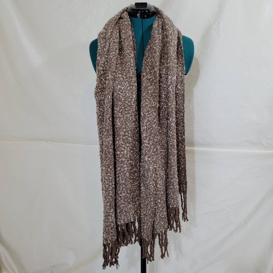 Do Everything in Love Brown Boucle Blanket ScarfMarkita's ClosetDo everything in love