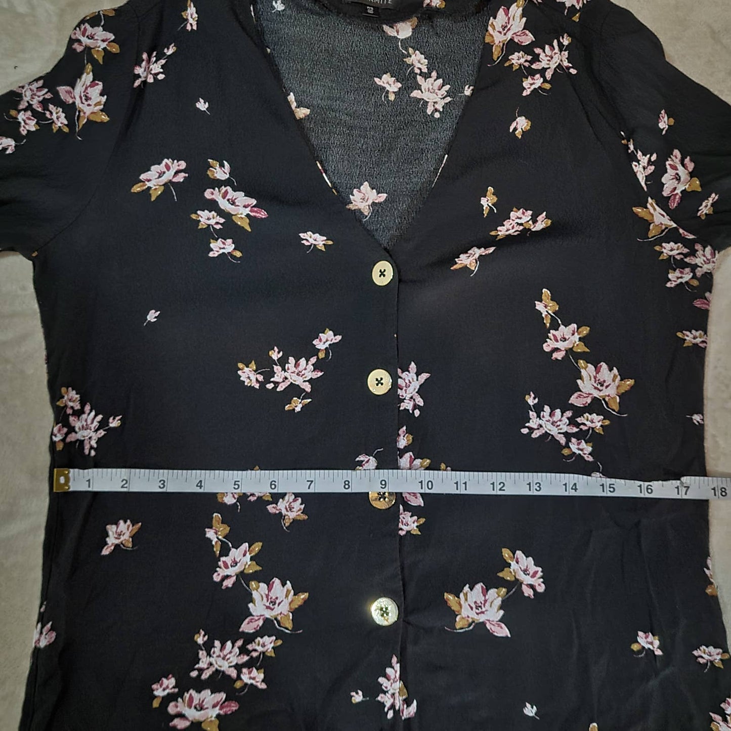 Dynamite Black Floral Button Up Blouse - Size SmallMarkita's ClosetDynamite