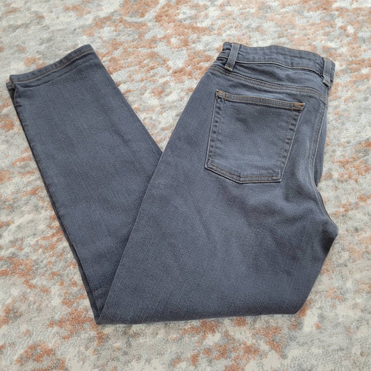 Eileen Fisher Light Gray Wash Jeans - Size 4Markita's ClosetEileen Fisher