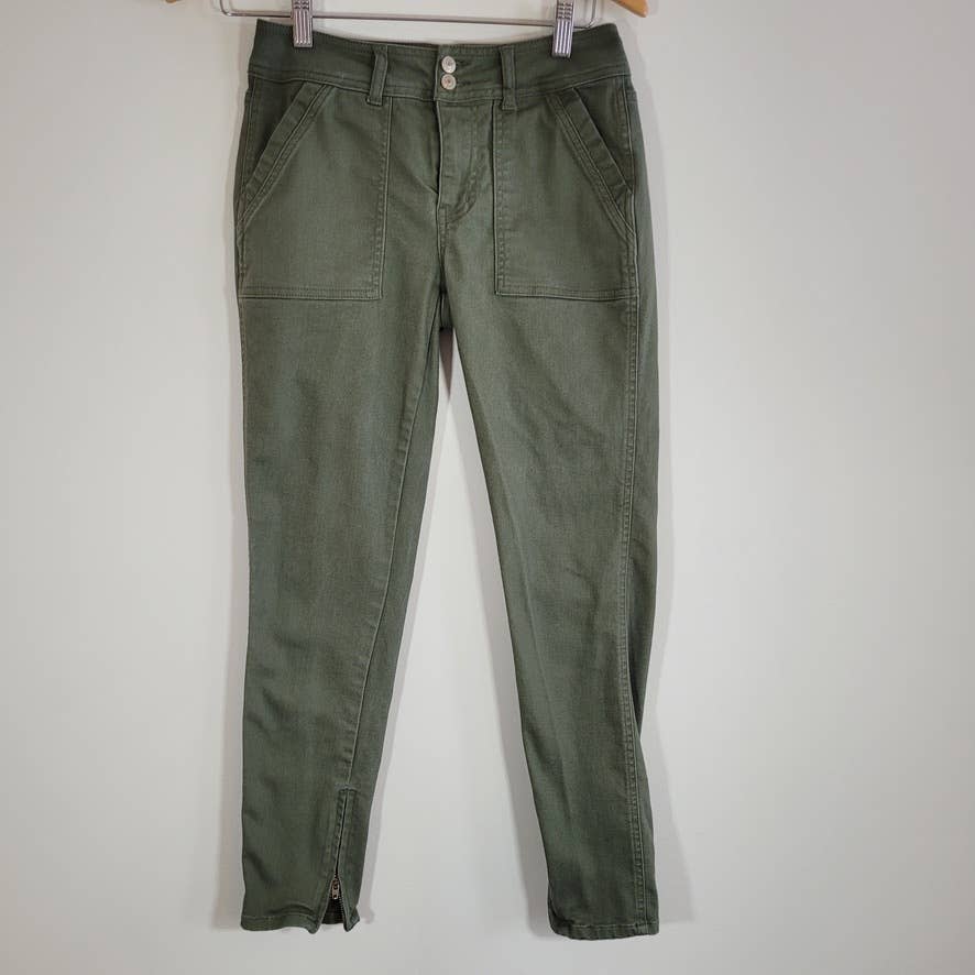 Forever 21 Green Denim Cargo Pants - Size SmallMarkita's ClosetFOREVER 21