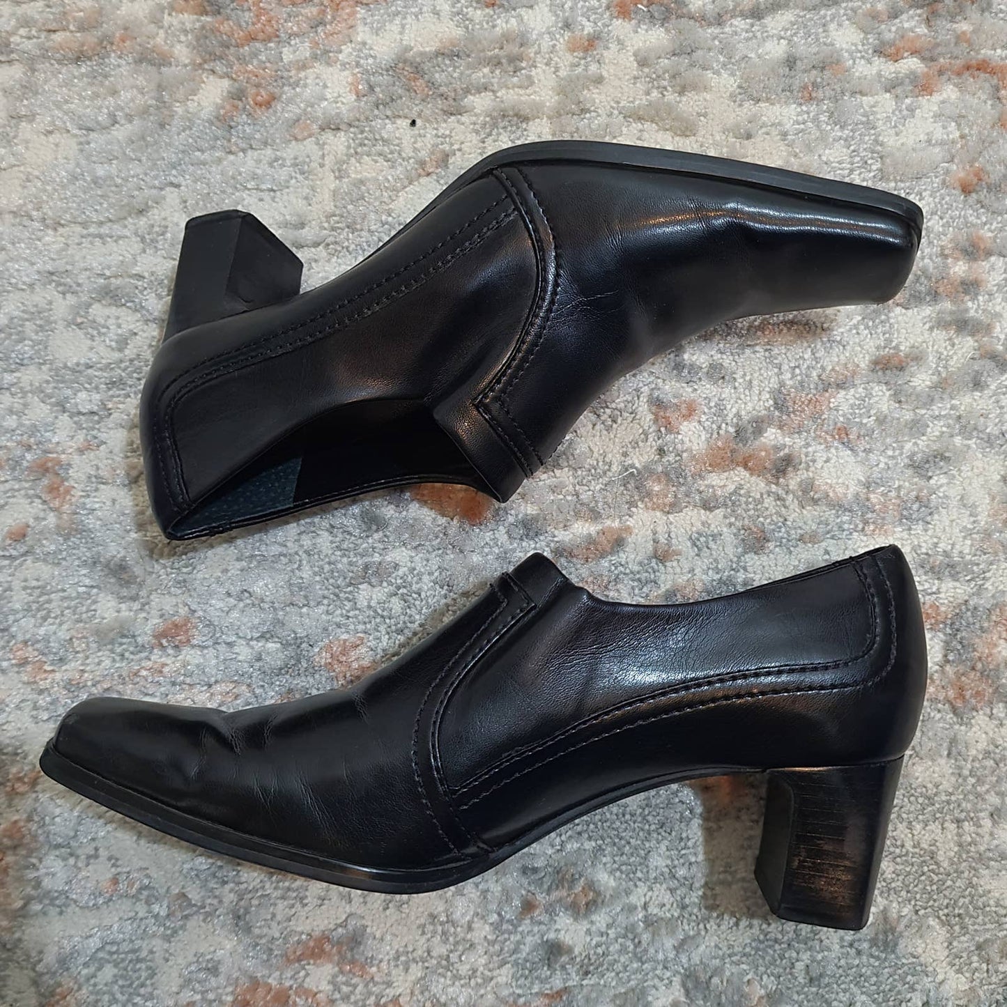 Franco Sarto Black Leather Bootie Heels - Size 6.5Markita's ClosetFranco Sarto