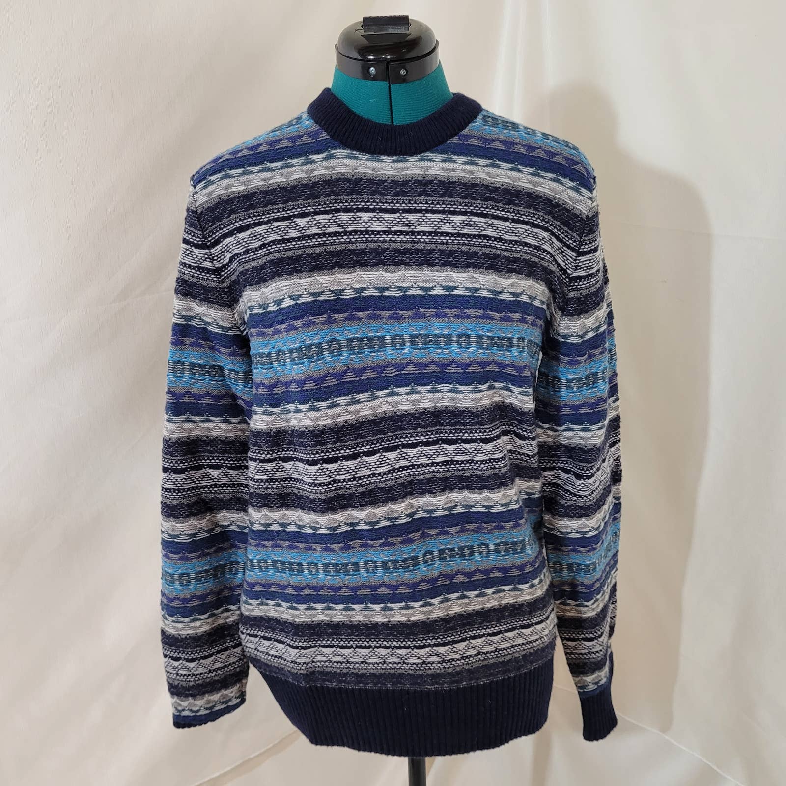 Gap Lambswool Blend Blue and Gray Sweater - Size SmallMarkita's ClosetGap