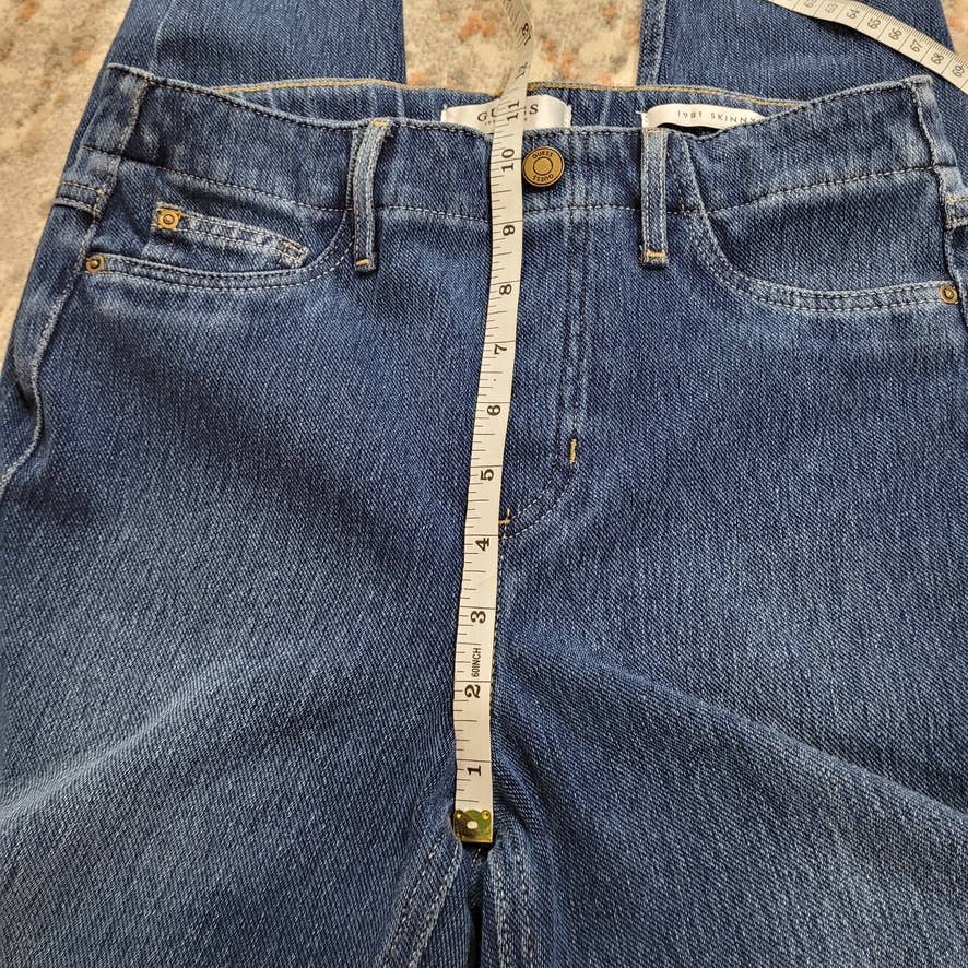 Guess 1981 Skinny Dark Wash Jeans - Size MediumMarkita's ClosetGUESS