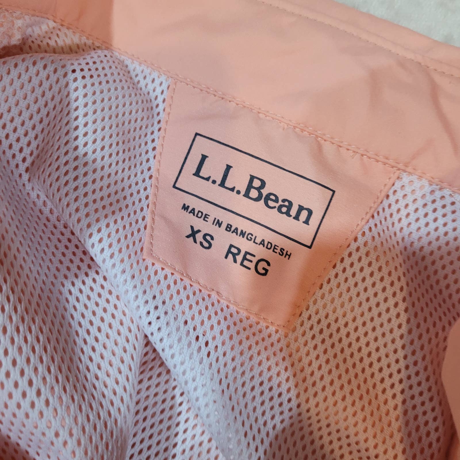 L.L. Bean Peach Activewear Utility Shirt - Size Extra SmallMarkita's ClosetL.L. Bean