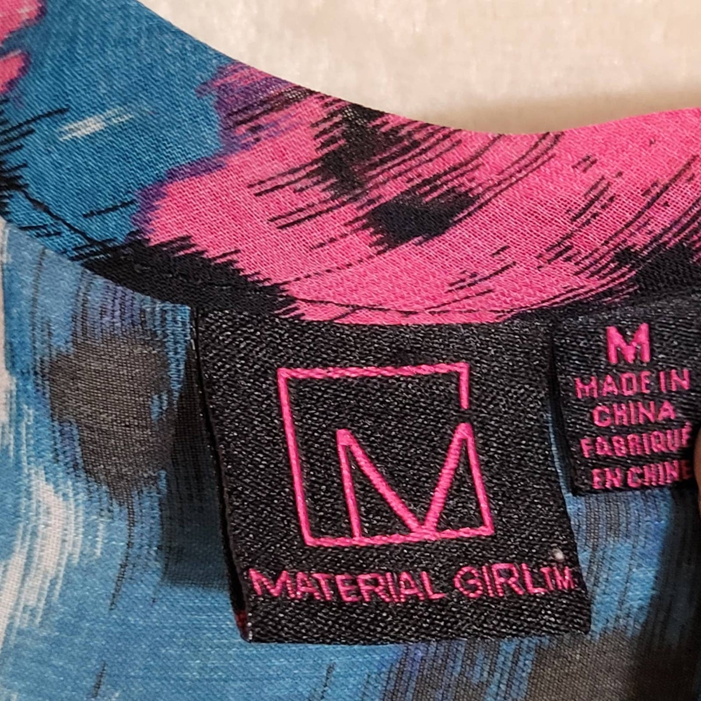 Material Girl Abstract Print Cold Shoulder Chiffon Blouse - Size MediumMarkita's ClosetMaterial Girl