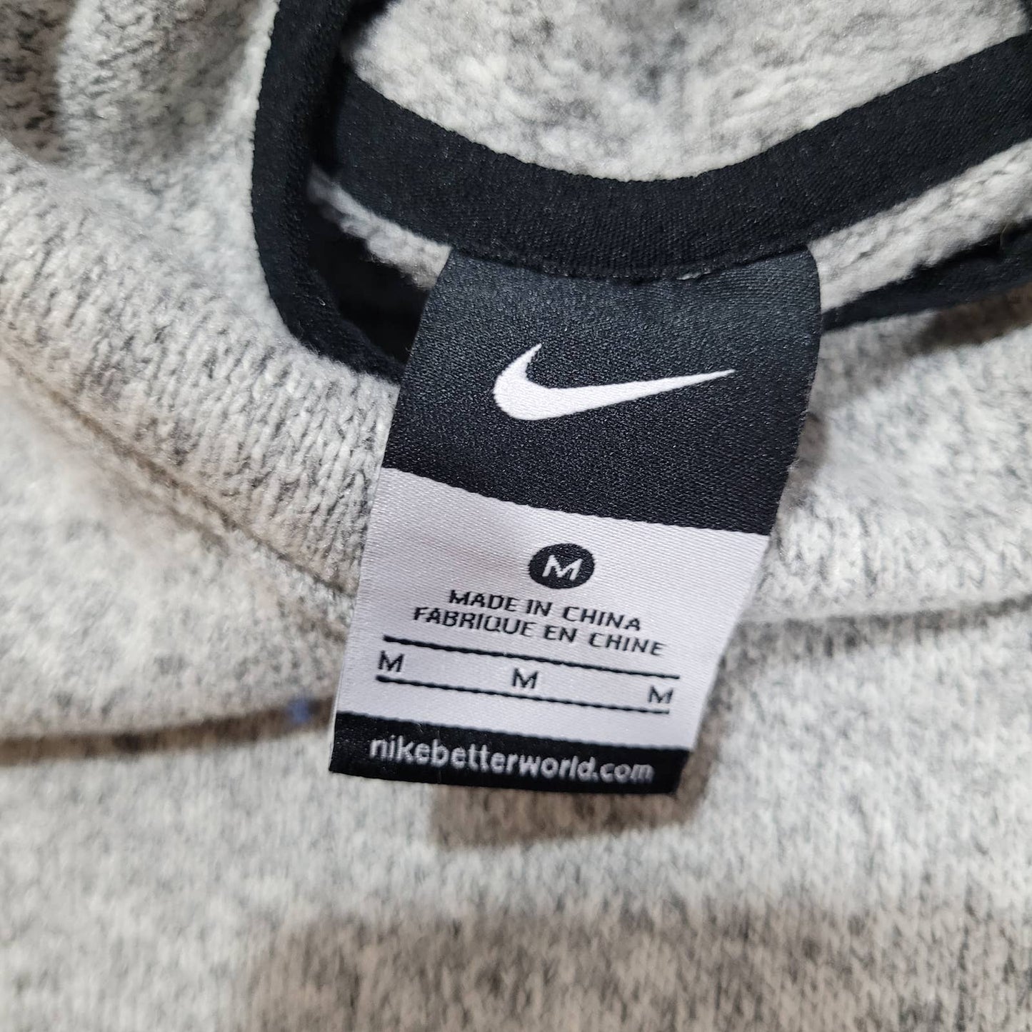 Nike Thermafit Fleece Hoody in Heathered Gray - Size MediumMarkita's ClosetNike