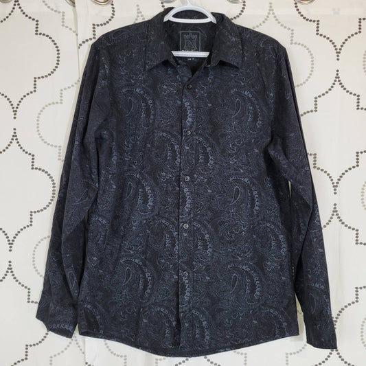 Notorious Los Angeles Black Paisley Button Down Shirt - Size LargeMarkita's ClosetNotorious