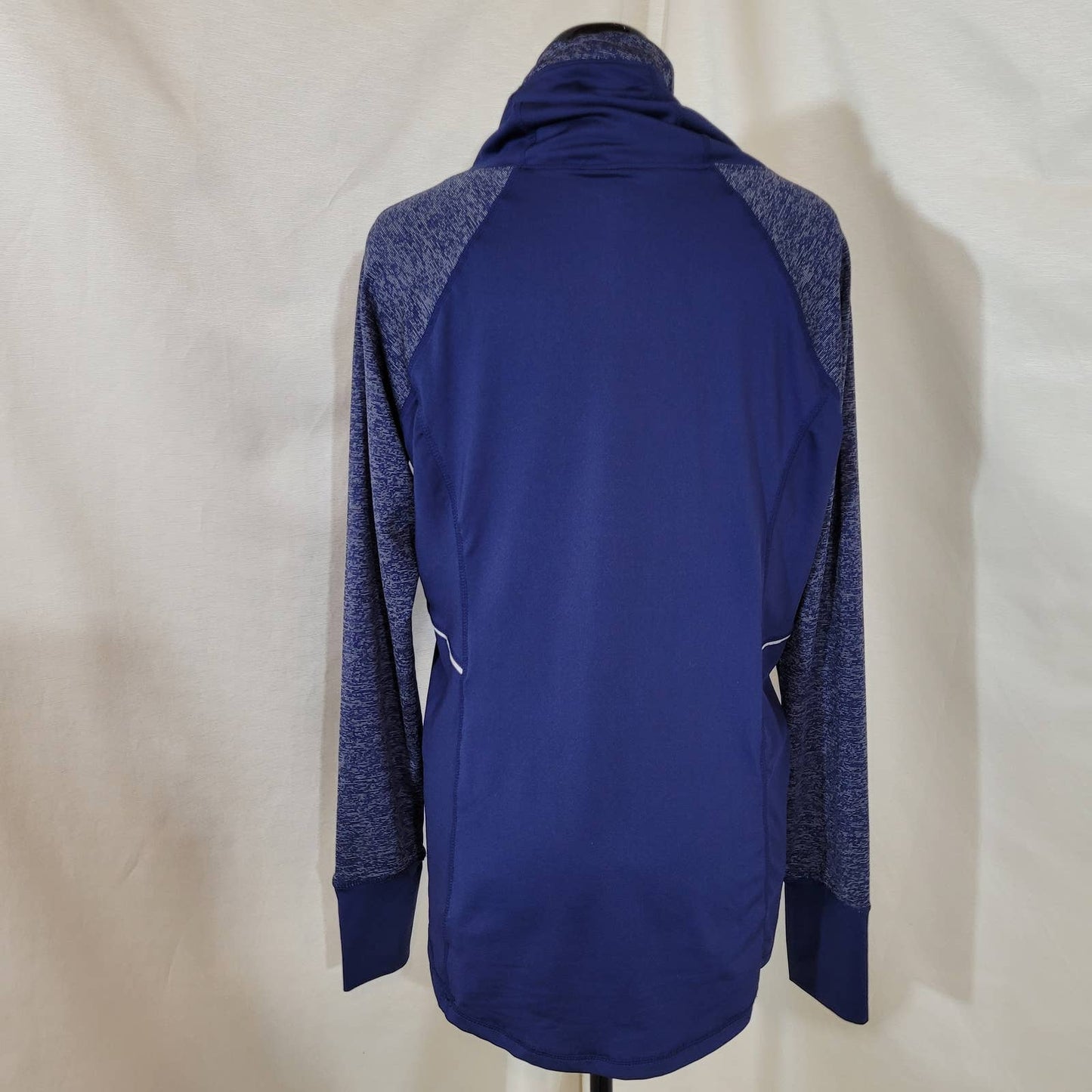 Reebok Navy Cowl Neck Athletic Pullover Sweater - Size LargeMarkita's ClosetReebok