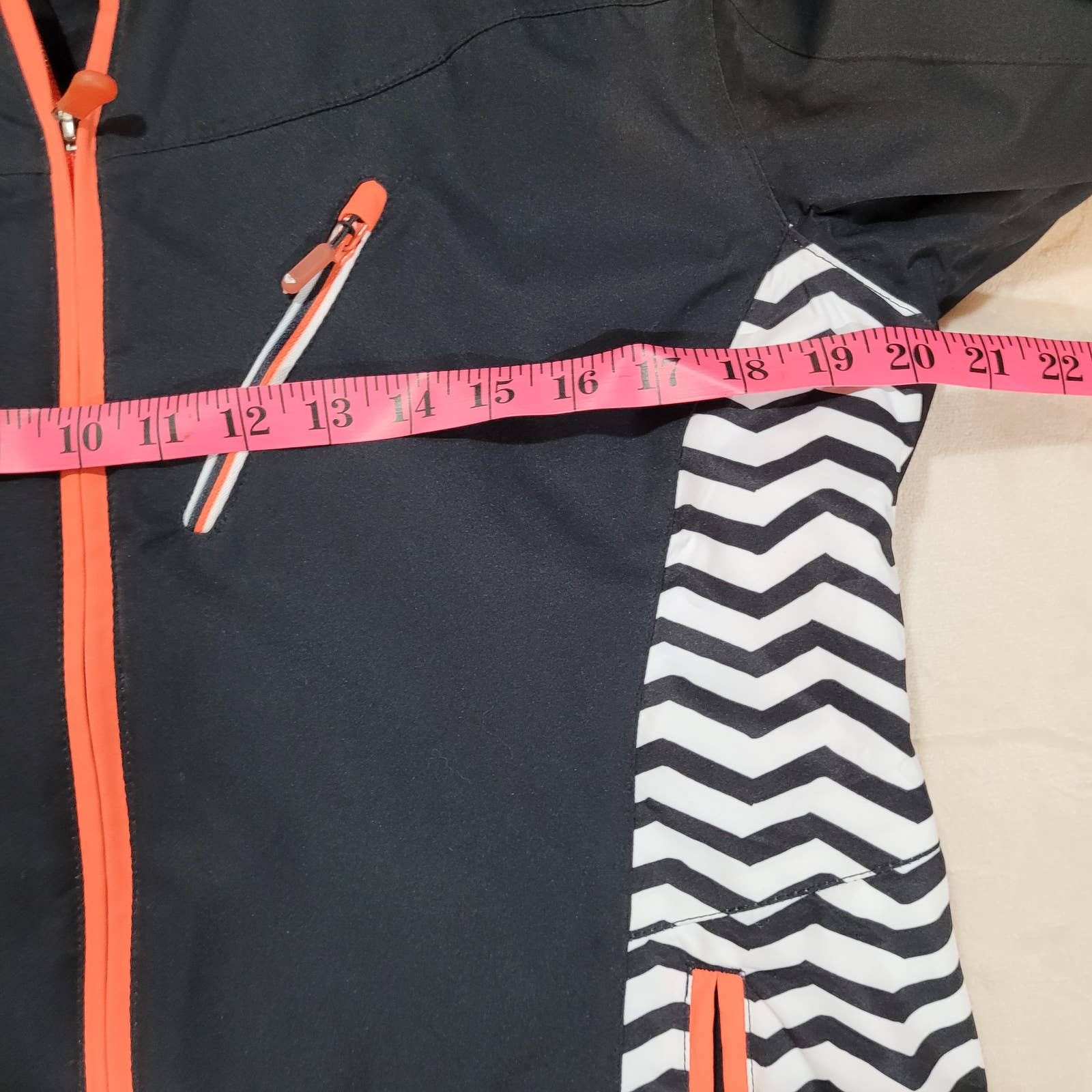 Roxy Black and Orange Jacket with White Zig Zag Stripes - Size LargeMarkita's ClosetROXY