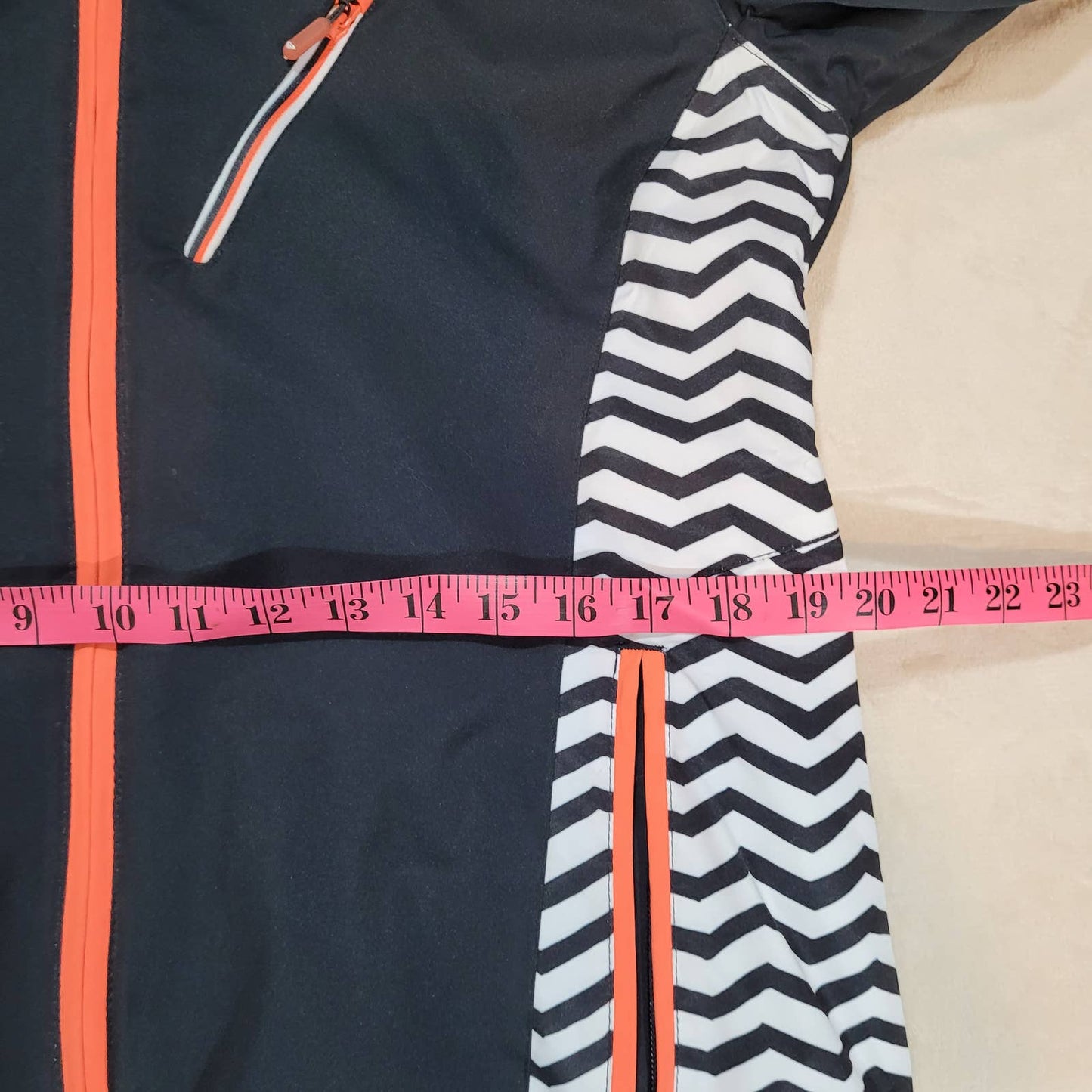 Roxy Black and Orange Jacket with White Zig Zag Stripes - Size LargeMarkita's ClosetROXY