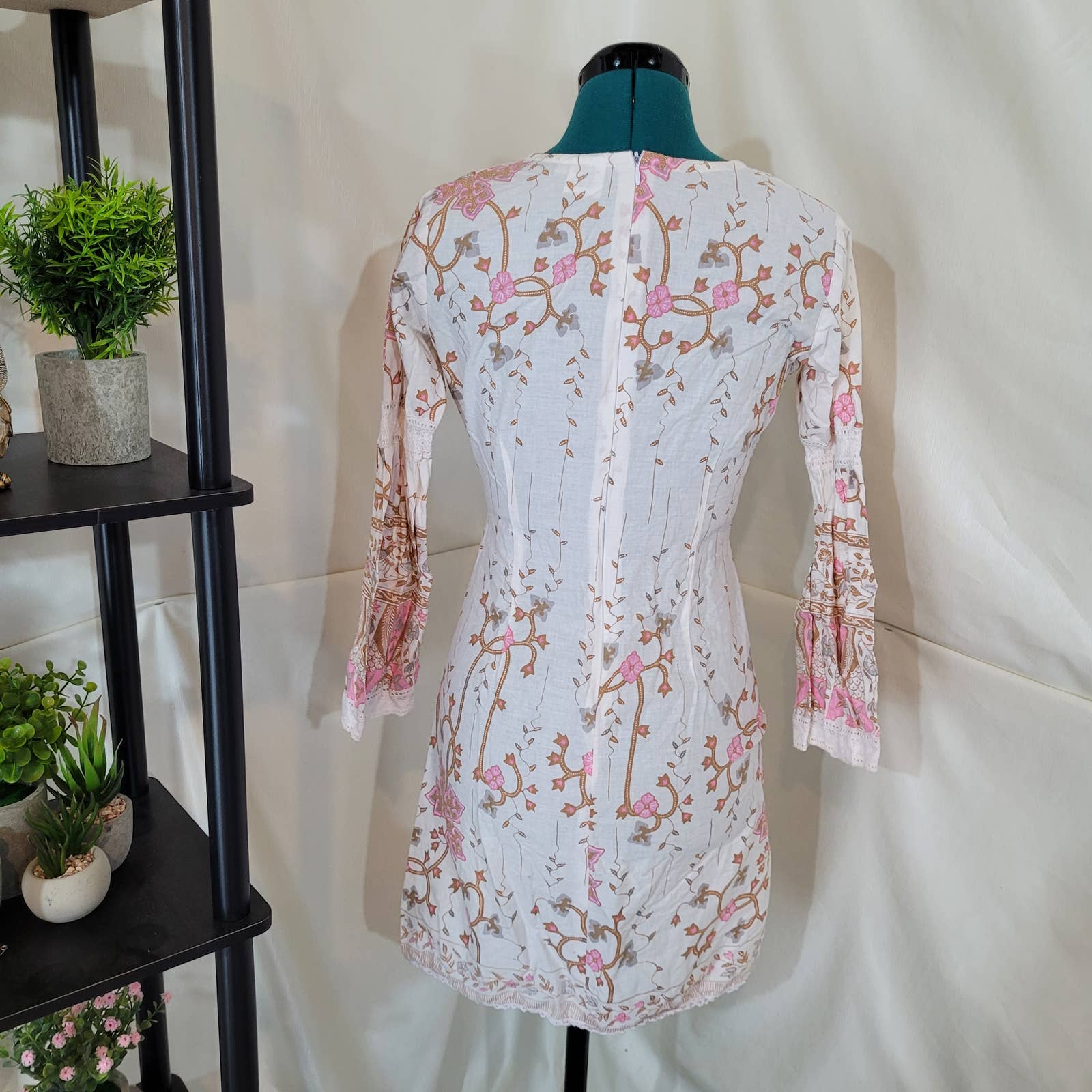 Sambar Paisley Boho Cottagecore Dress with Lace Crochet Accent - Size SmallMarkita's ClosetSambar