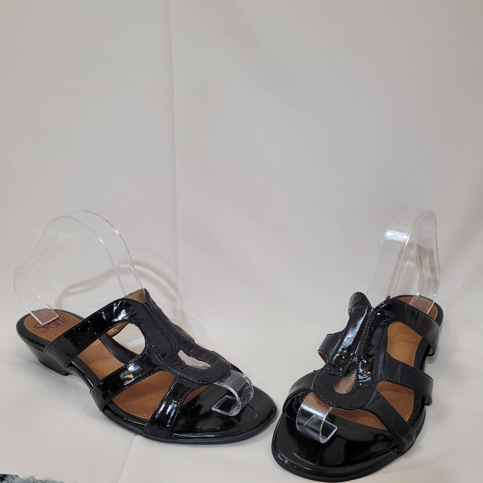 Sofft Black Patent Leather Sandals - Size 8.5Markita's ClosetSofft