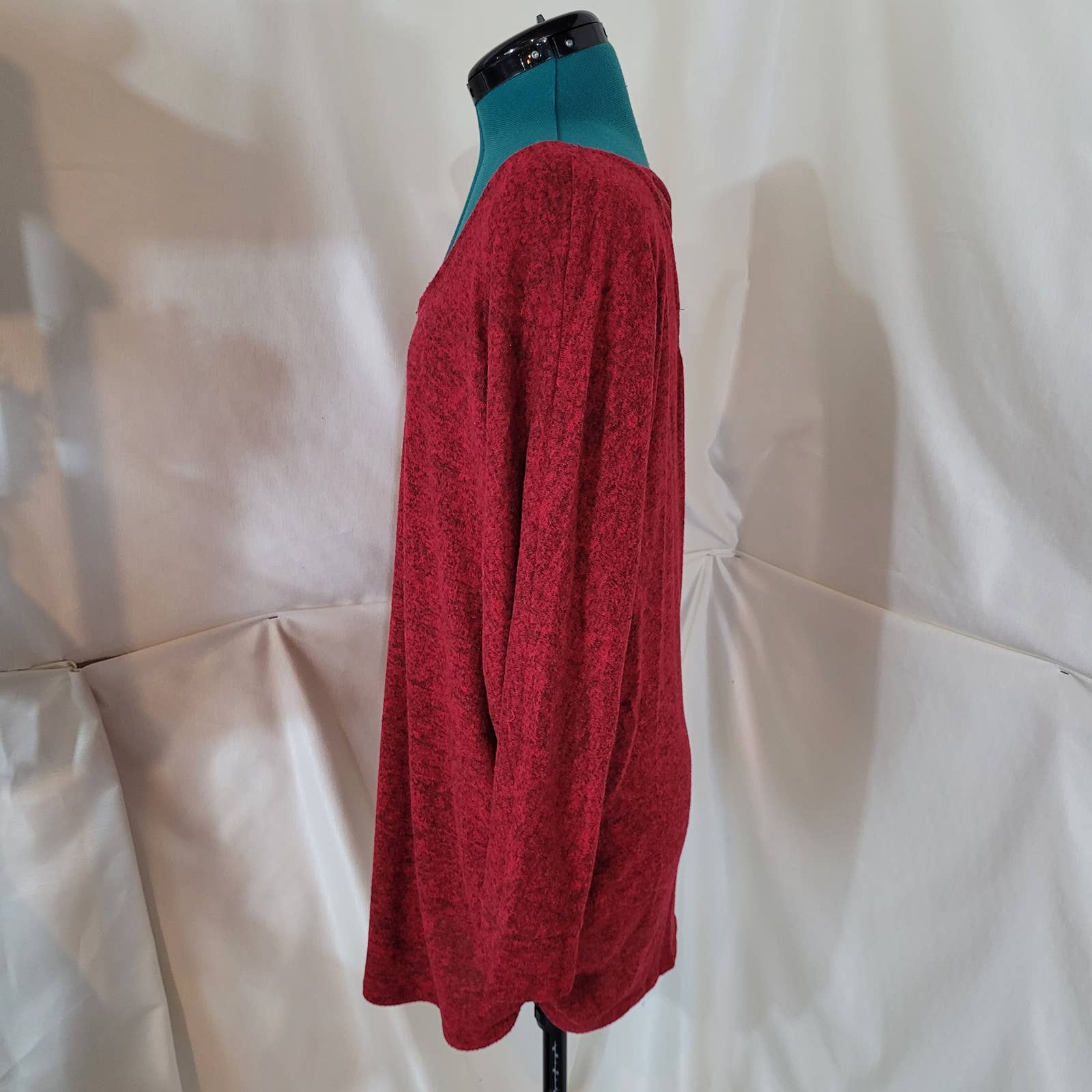 Super Soft Heathered Red Sweater with Criss Croos Back and Rouched Hips - XXLMarkita's ClosetUnbranded
