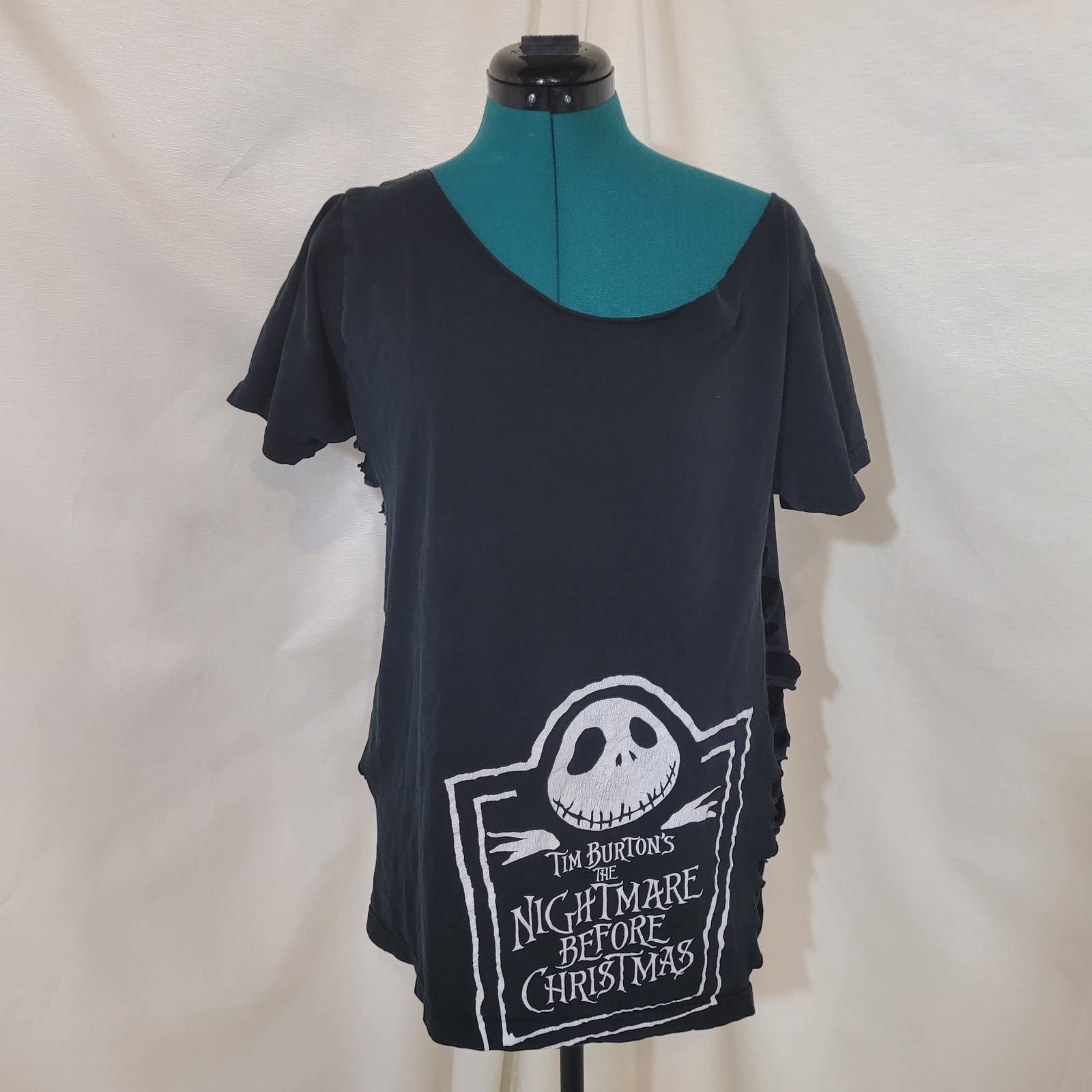 Upcycled Nightmare Before Christmas Black T-Shirt - Size MediumMarkita's ClosetUnbranded