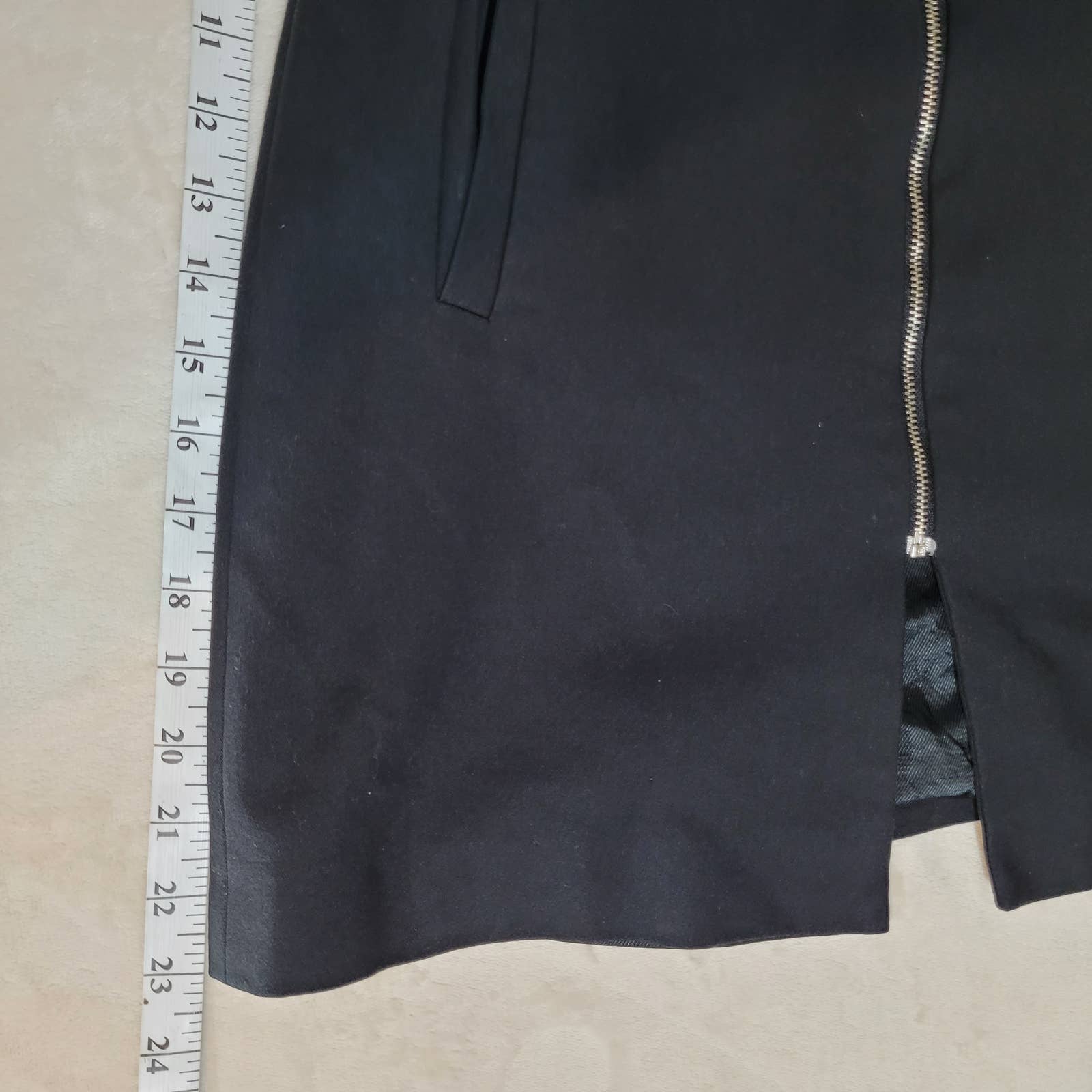 Zara Basics Collection Long Structured Black Zip Up Blazer - Size MediumMarkita's ClosetZARA